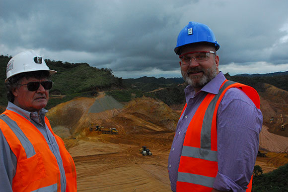 Bob Bell and Ian Slater observe earth movements